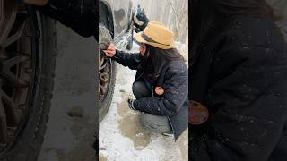 Finally snowfall at Manali December travelvlog chillbae manali himachal travel [upl. by Anjali471]