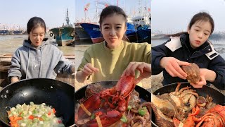 The female fishermen eat lobster king crab conch scallop and red devil shrimp todayyummy [upl. by Mellen]