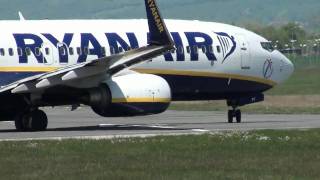 Ryanair 737800 takeoff RWY36 at St Etienne Bouthéon EBULFMH [upl. by Tevis385]