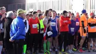 Teil 2 vom Essener Silvesterlauf 2013 [upl. by Ahseekat75]