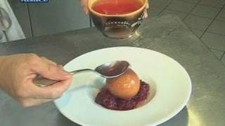 Recette  pêche pochée et son granité de fruits rouges [upl. by Handal821]