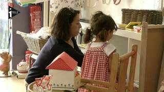 Yoopies Recherchez une babysitter nounou ou assistante maternelle idéale [upl. by Algar]