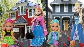 Anna and Elsa Toddlers Move To A New House Part 1 Elsya amp Annya are Moving House Packing Toys [upl. by Rube]