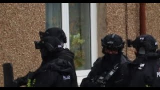 Major Emergency Incident on May Road Paisley – Armed Police Response [upl. by Ina667]