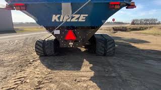 56433  2020 Kinze 1205 Grain Cart [upl. by Sergio]