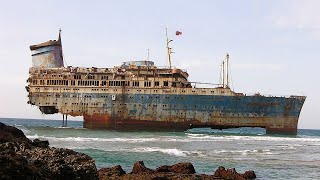 13 Bateaux Abandonnés les Plus Étonnants du Monde [upl. by Alac]