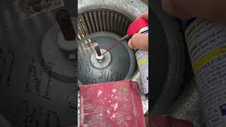 How to get the wheel off the blower motor shaft hvac [upl. by Lionel]