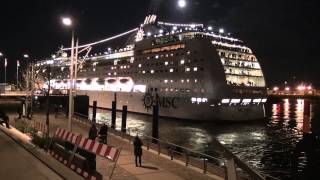 hamburger hafen msc lirica läuft aus [upl. by Wartow660]