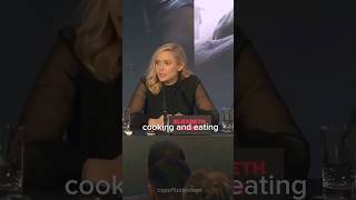 how interesting scarlett🤭 elizabetholsen scarlettjohansson marvel avengers actor shorts [upl. by Fidele]