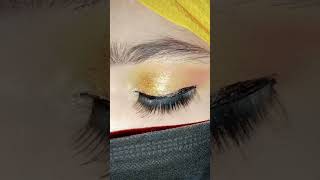 Yellow eye makeup 💛shortvideo makeupvideo eyemakeup yellowdays [upl. by Akinajnat]