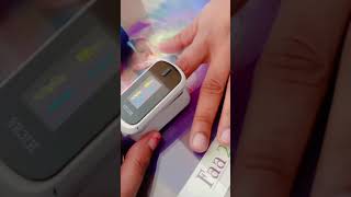 pulse oximeter How to use it [upl. by Eahsal]