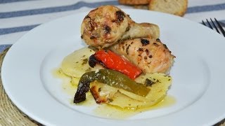 Pollo al Horno con Patatas y Pimientos  Recetas de cocina fáciles [upl. by Eseeryt]