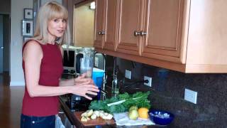 How to Make a Kale Smoothie [upl. by Oker]