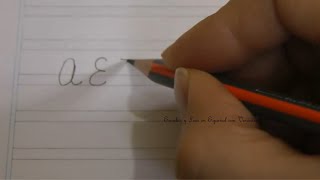 Caligrafía Las vocales en letra mayúscula [upl. by Aicsile620]