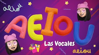 Ep3 LAS VOCALES en español  Pekementes Divertidas🧠🎉 [upl. by Shu]