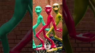 Funny alien dance dame tu cosita  Part  647  funny alien aliendance color crazzyalienz [upl. by Ruyam]