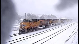 16 TRAINS AS SNOW amp ICE BUILD ON THE CAMERAS LENS TIME LAPSE KEARNEY NE [upl. by Htenaj849]