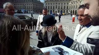 Diane Keaton signing autographs in Paris [upl. by Sylram]