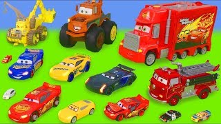 Disney Cars  Lightning McQueen zabawkowe samochody  zabawki  Cars toys for kids [upl. by Pacificia670]