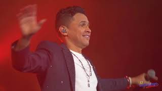 Cuatro rosas  Jorge Celedón  Cantandole al Amor EN VIVO ARENA MONTERREY 2022 [upl. by Leunamme]