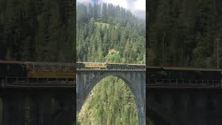 R11 auf dem WiesnerViadukt trainspotting davos graubünden switzerland [upl. by Sisson]