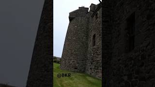 SCOTTISH 1500s CASTLE 🏴󠁧󠁢󠁳󠁣󠁴󠁿 Hidden in DUNDEE City [upl. by Soelch617]