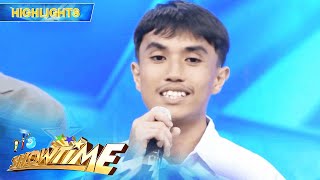 Its ShowFam inimbitahan si Ralp na nagpaviral ng Maybe This Time dance challenge  Its Showtime [upl. by Marston]