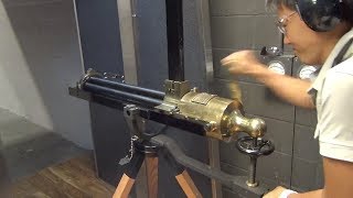 実弾射撃 ガトリングガン 手動機関銃 Hand Cranked Gatling Gun [upl. by Stralka]