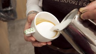 COME MONTARE IL LATTE PER IL CAPPUCCINO  Accademia dei Sapori e Saperi [upl. by Schild]