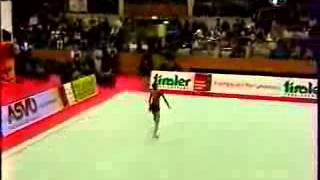 Lyasan Utyasheva hoop Innsbruck 2002 [upl. by Gosselin353]