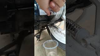 Vario motorbike gear oil change process vario vario150 honda repair oil gearoil [upl. by Eicul142]