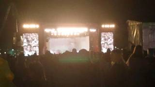 RIHANNA FOUR FIVE SECONDS V FESTIVAL 2016 CHELMSFORD [upl. by Asirrac]