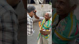 Maa ke barabar koi nahi✌️☺️❤️ maa humanity help shorts shortvideo hussainmansuri [upl. by Earized]