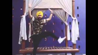 Diljit Dosanjh performed bhangra on veer vaar song  Sardaar ji 26 June 2015 [upl. by Flita134]