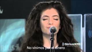 Lorde  Royals LIVE subtitulado en español [upl. by Shaya]