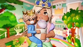 👑DECORATING my kids CASTLE BEDROOM in Bloxburg🏰 [upl. by Scrivenor]