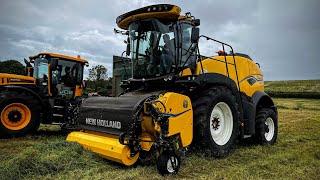 FIRST IMPRESSION New Holland FR920 forager and UltraFeed header [upl. by Prosser162]