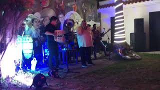 El coyote  Piquetes de Hormiga con Norteño Banda En Vivo [upl. by Ariay]