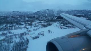 Anflug auf Tromsö dem Paris des Nordens [upl. by Eniretac]