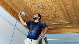 Installation au plafond en bois de cèdre massif motif traditionnel تركيب سقف خشب الارز الصلب بالنقش [upl. by Coplin942]