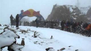 Mass Start Red Bull 5000 Down Whistler Mountain 2010 [upl. by Lorry]