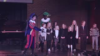 Sinterklanken Compleet Sinterklaas Pieten amp kinderkoor in Concert  KNST Hasselt December 2023 [upl. by Eniowtna]