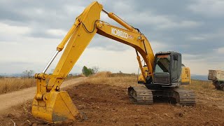 สุดยอดเอนกประสงค์ 🔰🔰🔰 รถแบคโฮ KOBELCO SK20010 SM สีเหลืองพิเศษ ปรับระดับเก็บหน้างาน เนี๊ยบบบ 👍👍👍 [upl. by Sverre]