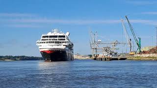 Maud arriving at Belview Port of Waterford in blinding sunshine [upl. by Eniarda]