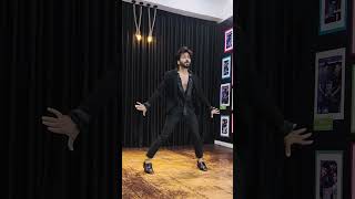 Sher Khul Gaye Dance  Fighter dance hrithikroshan sherkhulgaye [upl. by Adnolat]