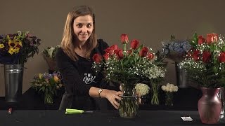 How to Arrange a Dozen Roses in a Vase [upl. by Pall882]