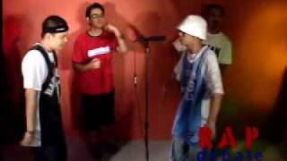 RAP BATTLE Krazykyle vs Loonie topic SINONG MAS GWAPO [upl. by Adnoluy]