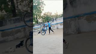 Kutta ko bacha liya😵youtubeshortsshortstuntmtbtrendingcycleshortsviral😱 [upl. by Nednarb627]