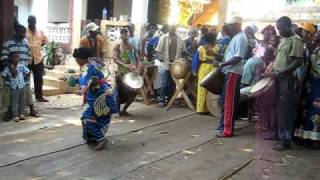 Mendiani chez Famoudou Konate [upl. by Atiner]