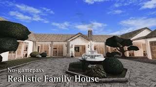 BLOXBURG Realistic Family House  NoGamepass  Speedbuild  Roblox Bloxburg [upl. by Ffirahs]